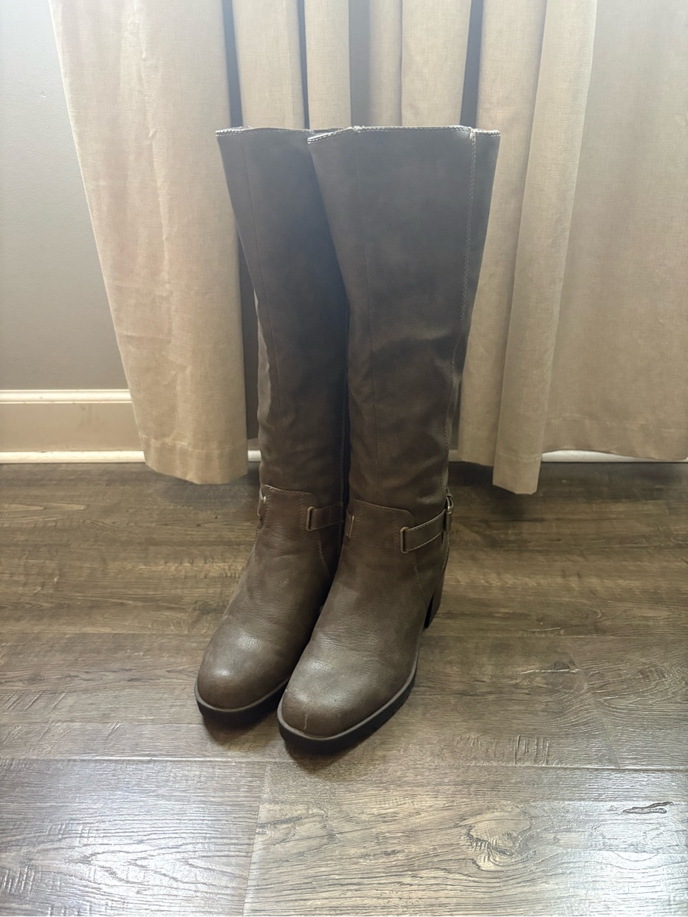 Classic Knee-High Riding Boots - Grey